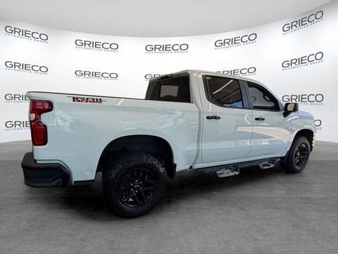 Used 2021 Chevrolet Silverado 1500 LT Trail Boss w/ Convenience Package II AWD/4WD image 7