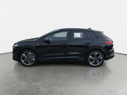 Used 2024 Audi Q4 e-tron Premium Plus w/ Premium Plus image 8