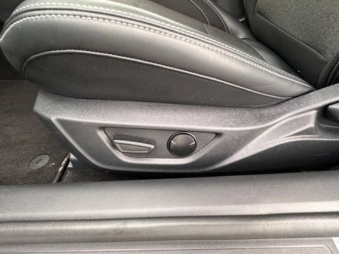Used 2024 Ford Mustang GT RWD image 19