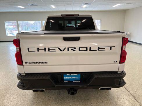 Used 2022 Chevrolet Silverado 1500 LT Trail Boss w/ LT Trail Boss Premium Package image 8