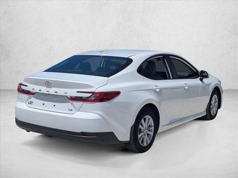 Used 2025 Toyota Camry LE w/ Convenience Package AWD/4WD image 5