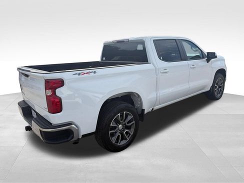 Used 2023 Chevrolet Silverado 1500 LT AWD/4WD image 5