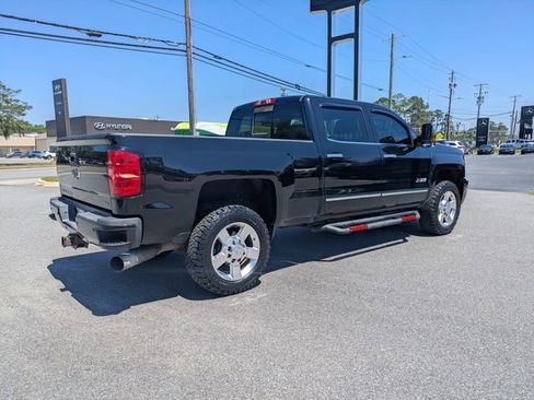 Used 2016 Chevrolet Silverado 2500 LTZ w/ Duramax Plus Package AWD/4WD image 5