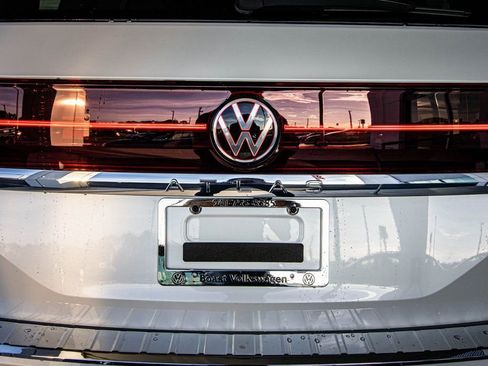 New 2026 Volkswagen Atlas SEL Premium R-Line image 16