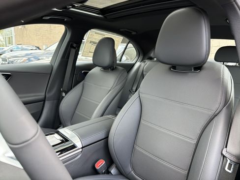 New 2026 Mercedes-Benz C 300 4MATIC Sedan image 9