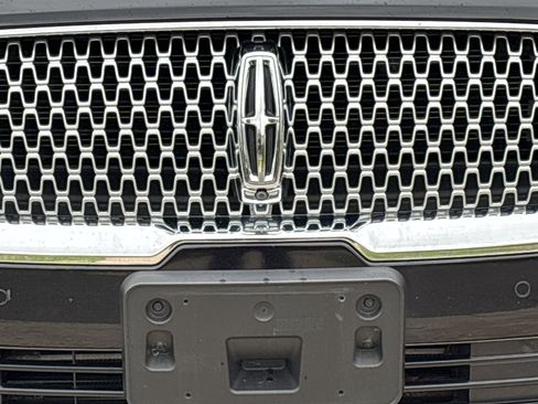 Used 2019 Lincoln Continental Black Label AWD/4WD image 15