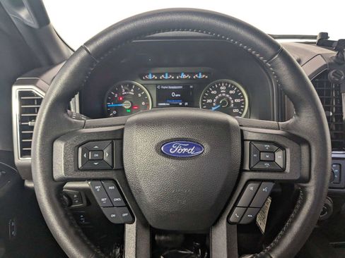 Used 2020 Ford F150 XLT w/ Equipment Group 302A Luxury AWD/4WD image 17