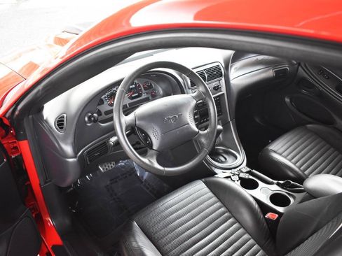 Used 2003 Ford Mustang Mach 1 RWD image 37