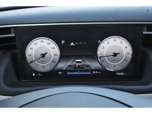 Used 2023 Hyundai Tucson Limited FWD image 16