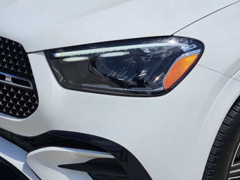 Certified 2025 Mercedes-Benz GLE 450 4MATIC image 26