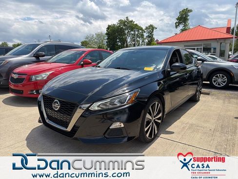 Used 2021 Nissan Altima 2.0 SR FWD image 1