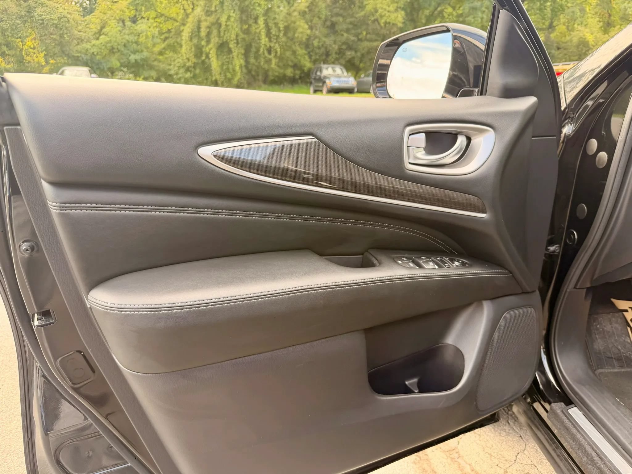 Used 2016 INFINITI QX60 Luxe AWD/4WD image 14