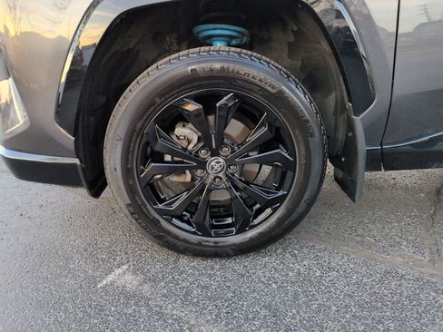 Used 2023 Toyota RAV4 XSE image 27