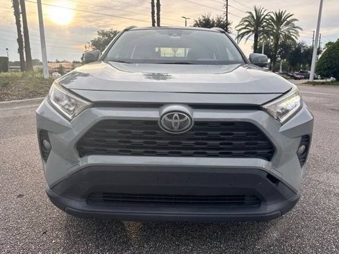 Used 2019 Toyota RAV4 XLE FWD image 7