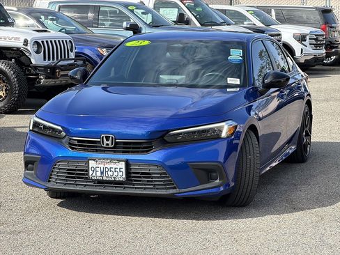 Used 2023 Honda Civic Sport image 3