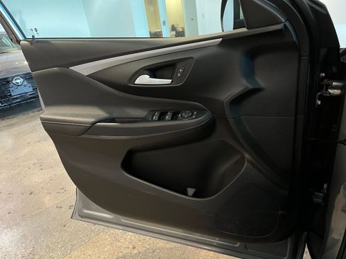 Used 2025 Buick Envista Preferred image 18