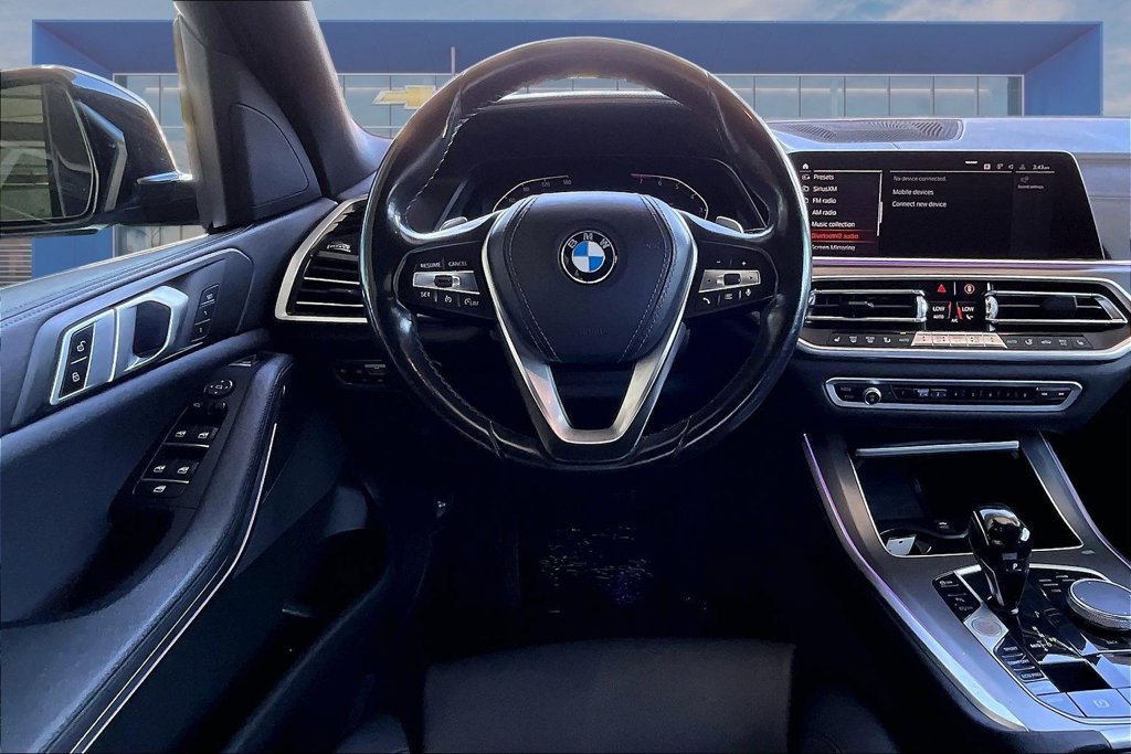 Used 2019 BMW X5 xDrive40i w/ Convenience Package AWD/4WD image 2