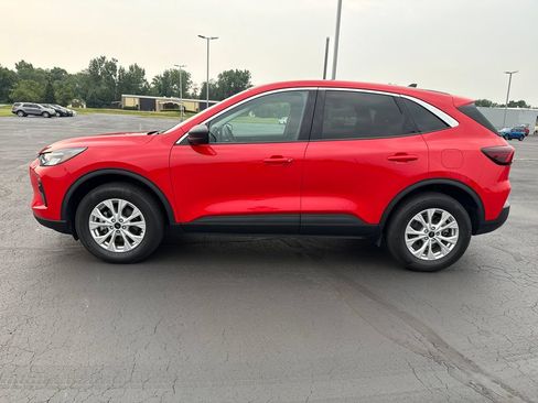 Used 2024 Ford Escape Active w/ Tech Pack #1 AWD/4WD image 5