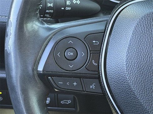 Used 2019 Toyota RAV4 XLE image 14