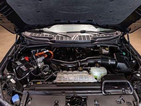 Used 2024 Ford F150 Lariat w/ Equipment Group 502A High AWD/4WD image 35