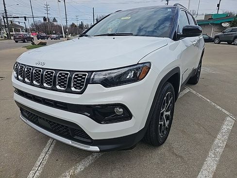 Certified 2024 Jeep Compass Limited image 7