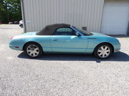 Used 2002 Ford Thunderbird RWD image 1