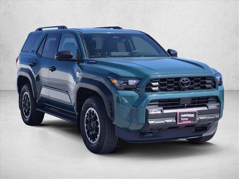 Used 2025 Toyota 4Runner TRD Off-Road Premium AWD/4WD image 3