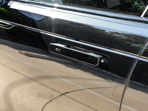 New 2026 Land Rover Range Rover Velar S AWD/4WD image 47