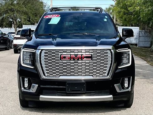 Used 2021 GMC Yukon Denali w/ Denali Ultimate Package image 10