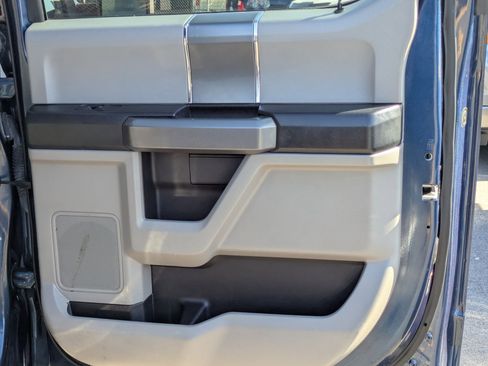 Used 2018 Ford F150 XLT w/ Equipment Group 302A Luxury image 27