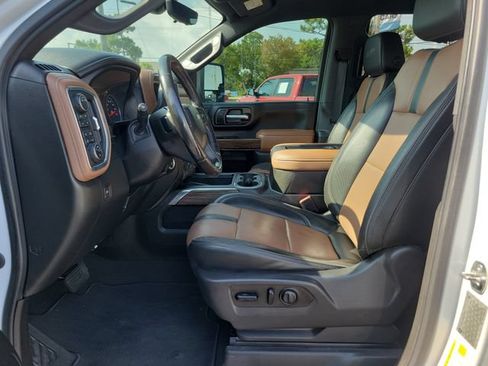 Certified 2021 Chevrolet Silverado 2500 High Country w/ Z71 Off-Road Package AWD/4WD image 19