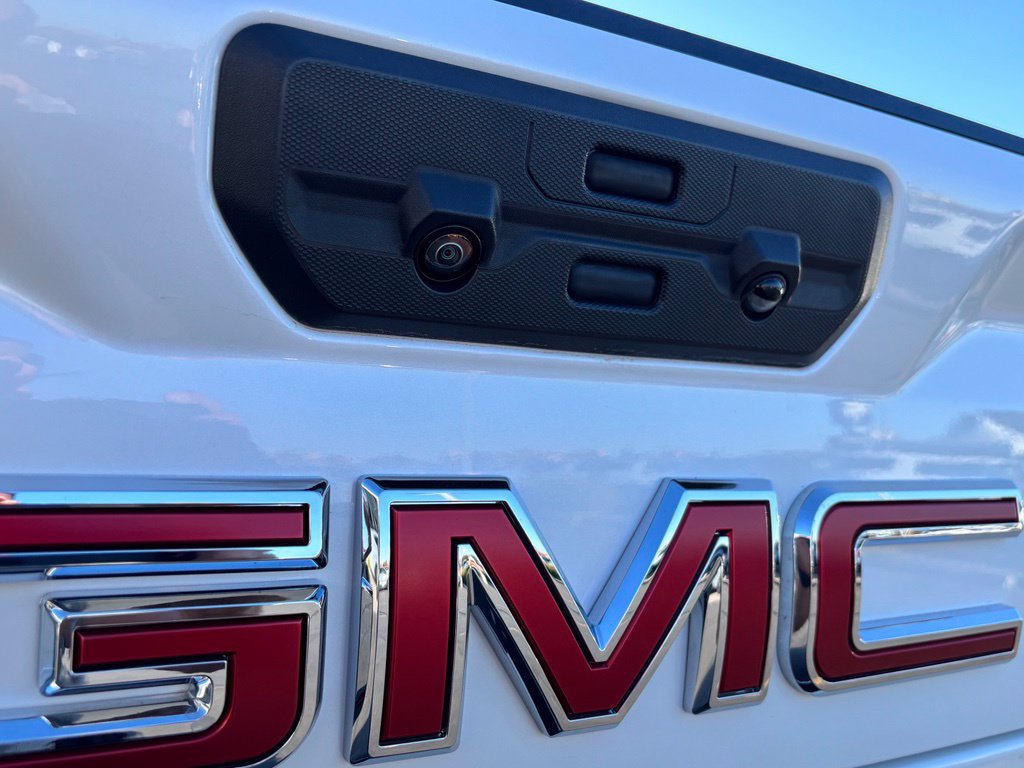 Used 2023 GMC Sierra 3500 Denali w/ Denali Ultimate Package AWD/4WD image 15