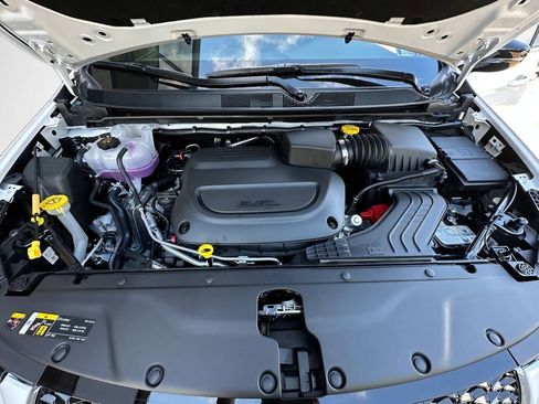 New 2026 Chrysler Pacifica Select image 31