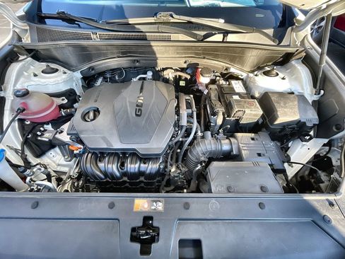 Used 2022 Hyundai Santa Fe SEL w/ Cargo Package image 28