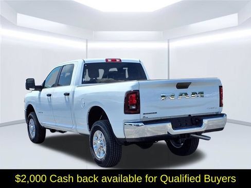New 2026 RAM 2500 Big Horn AWD/4WD image 6