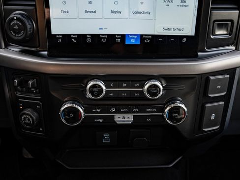 Used 2024 Ford F150 XLT w/ Tow/Haul Package image 34