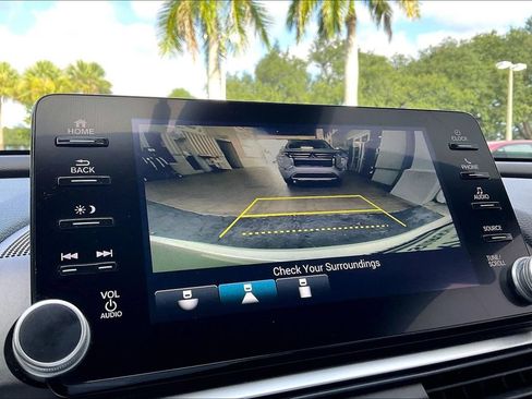 Used 2020 Honda Accord Sport image 12