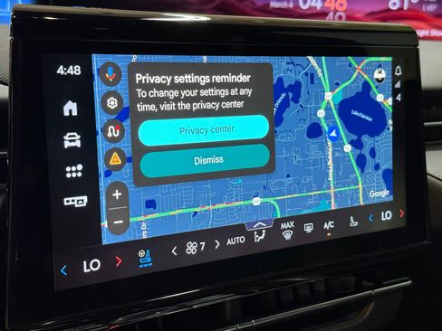 Used 2025 Lincoln Nautilus Reserve w/ Jet Appearance Package image 34