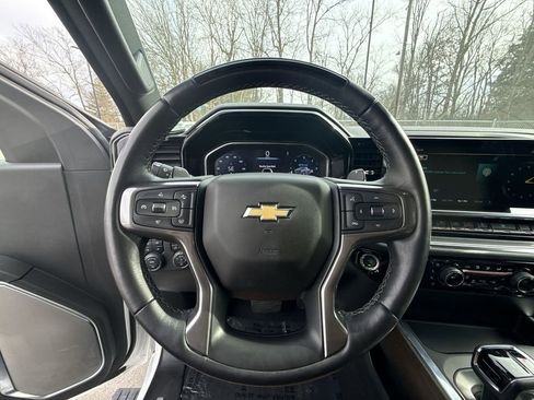 Used 2024 Chevrolet Silverado 1500 High Country w/ Technology Package image 14