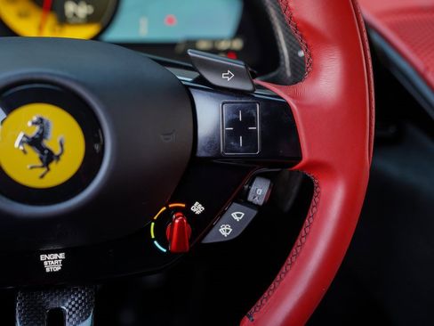 Used 2023 Ferrari Roma image 28