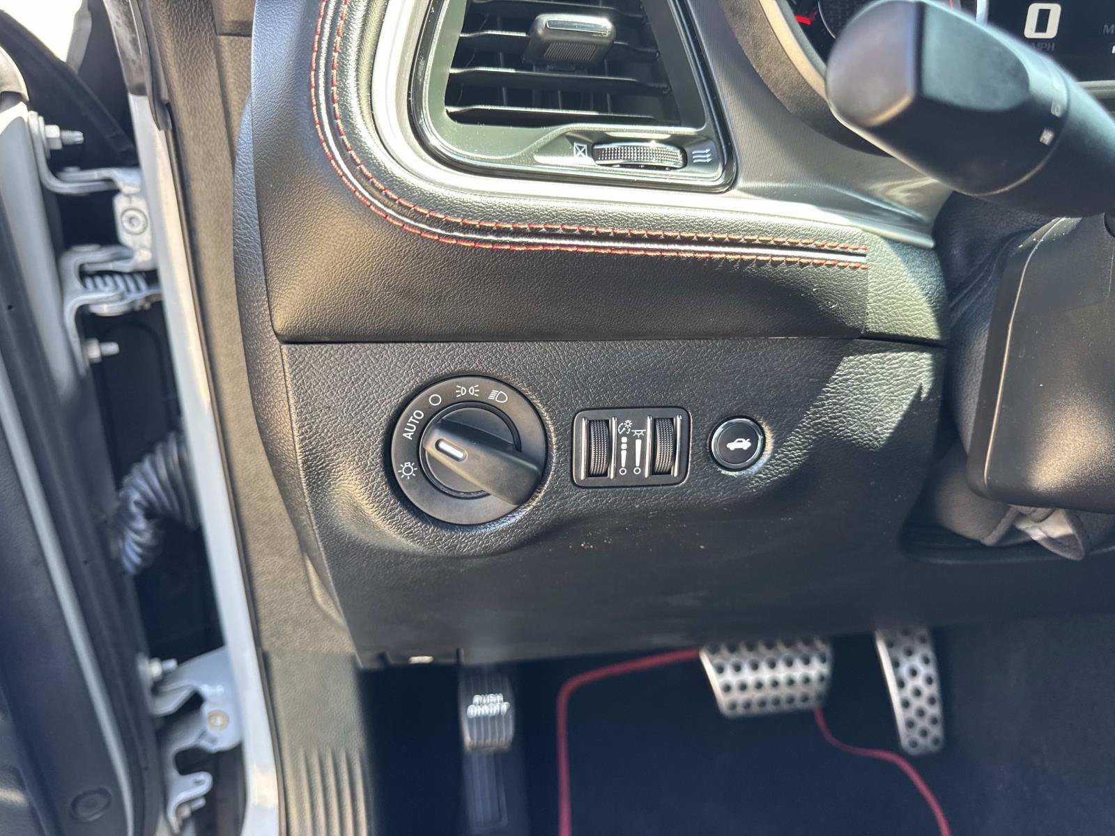 Used 2021 Dodge Challenger R/T Scat Pack RWD image 21