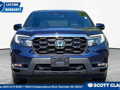 Used 2025 Honda Passport EX-L image 2