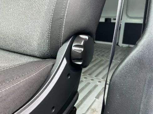 Used 2025 RAM ProMaster 2500 w/ Convenience Group FWD image 13