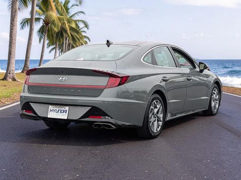Certified 2023 Hyundai Sonata SEL w/ Convenience Package FWD image 6