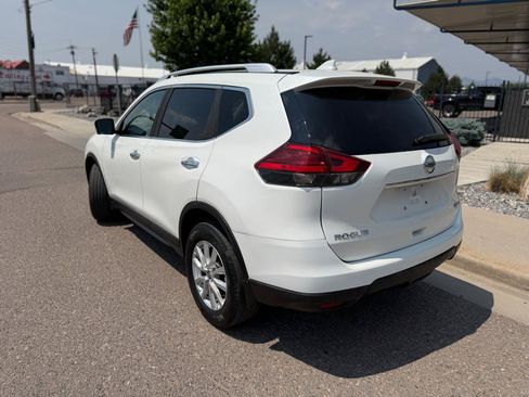 Used 2017 Nissan Rogue SV w/ SV Premium Package AWD/4WD image 3