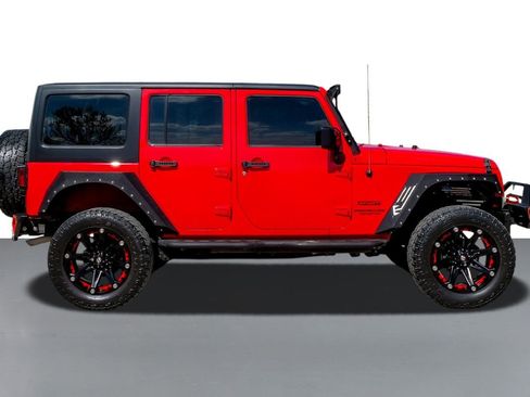 Used 2017 Jeep Wrangler Unlimited Sport w/ Connectivity Group image 5