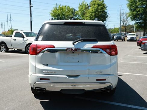 Used 2017 GMC Acadia Denali w/ Technology Package image 4
