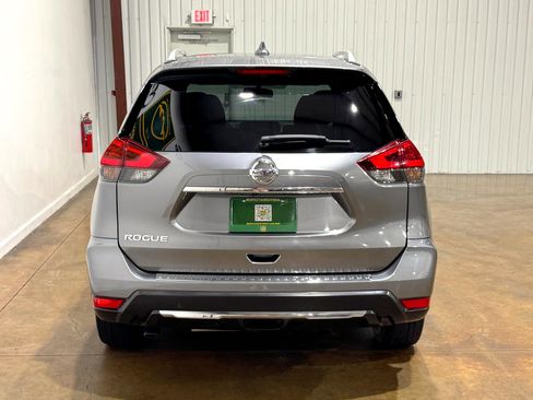 Used 2018 Nissan Rogue S w/ S Value Package image 6