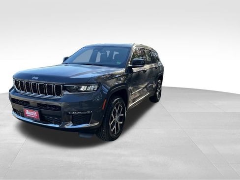 New 2025 Jeep Grand Cherokee L Limited w/ Luxury Tech Group II image 2