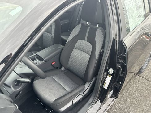 Used 2026 Nissan Sentra SV w/ Floor Mat Package FWD image 17